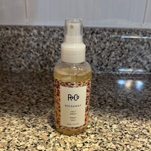 R+Co Rockaway Salt Spray with Multicolor Design